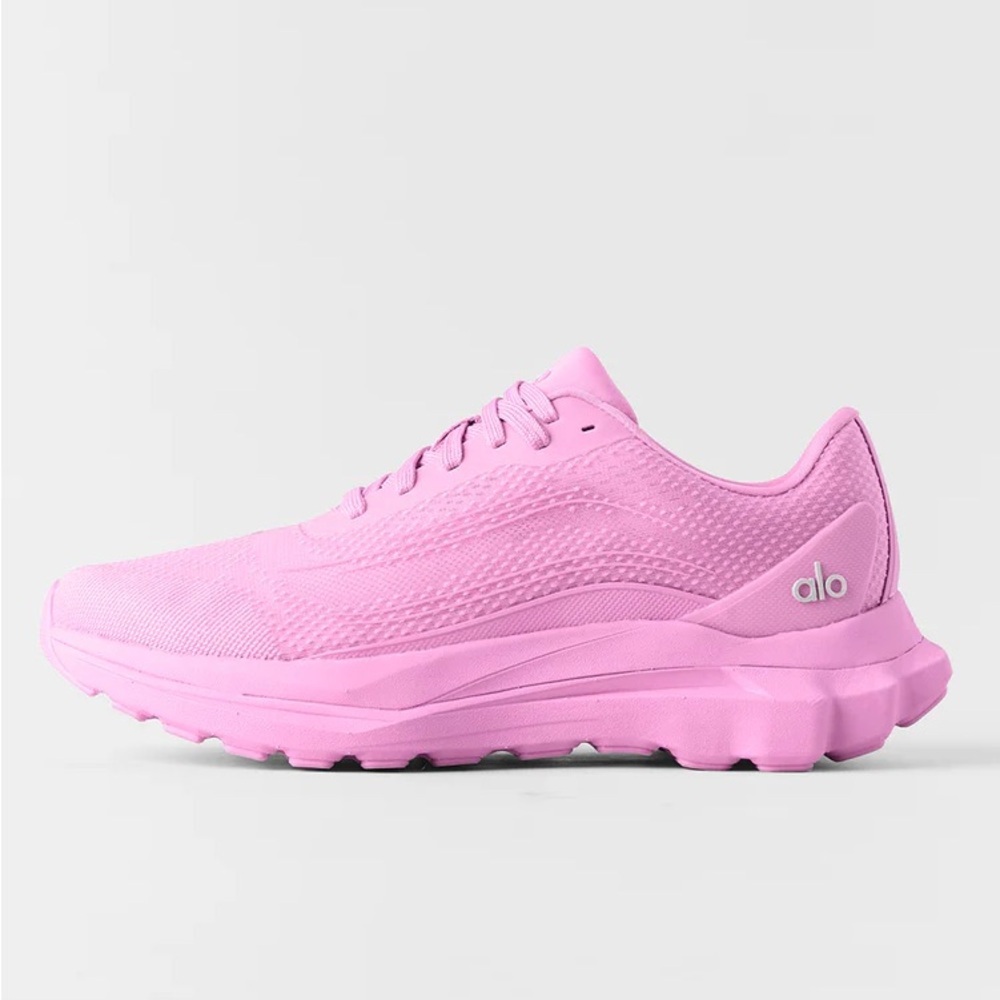 ALO Yoga Unisex Candy Heart Pink Runners 12M/13.5W